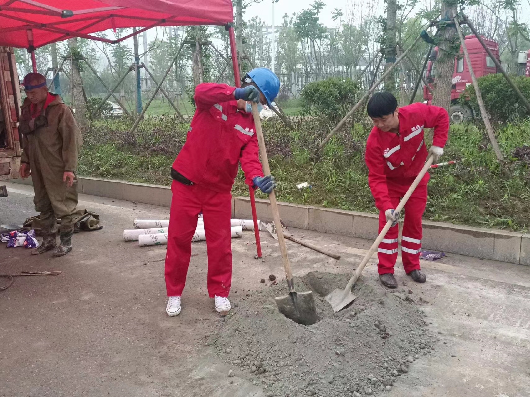 南芬管道疏通哪家好】及时进行市政管道清淤